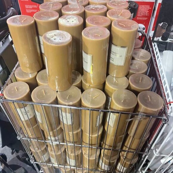 Fragrant Reflection 6" Pillar Candle (Gingerbread Cookie) - - Picture 2 of 4